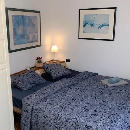 La Casita De Descanso - Haeuschen Der Ruhe - La Luz -