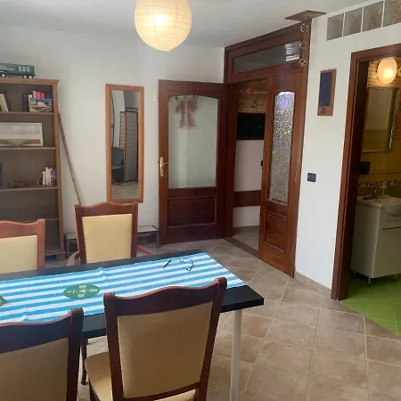 La Casita De Descanso - Haeuschen Der Ruhe - La Luz -