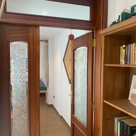 La Casita De Descanso - Haeuschen Der Ruhe - La Luz - *