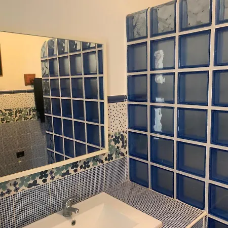 La Casita De Descanso - Haeuschen Der Ruhe - La Luz - *